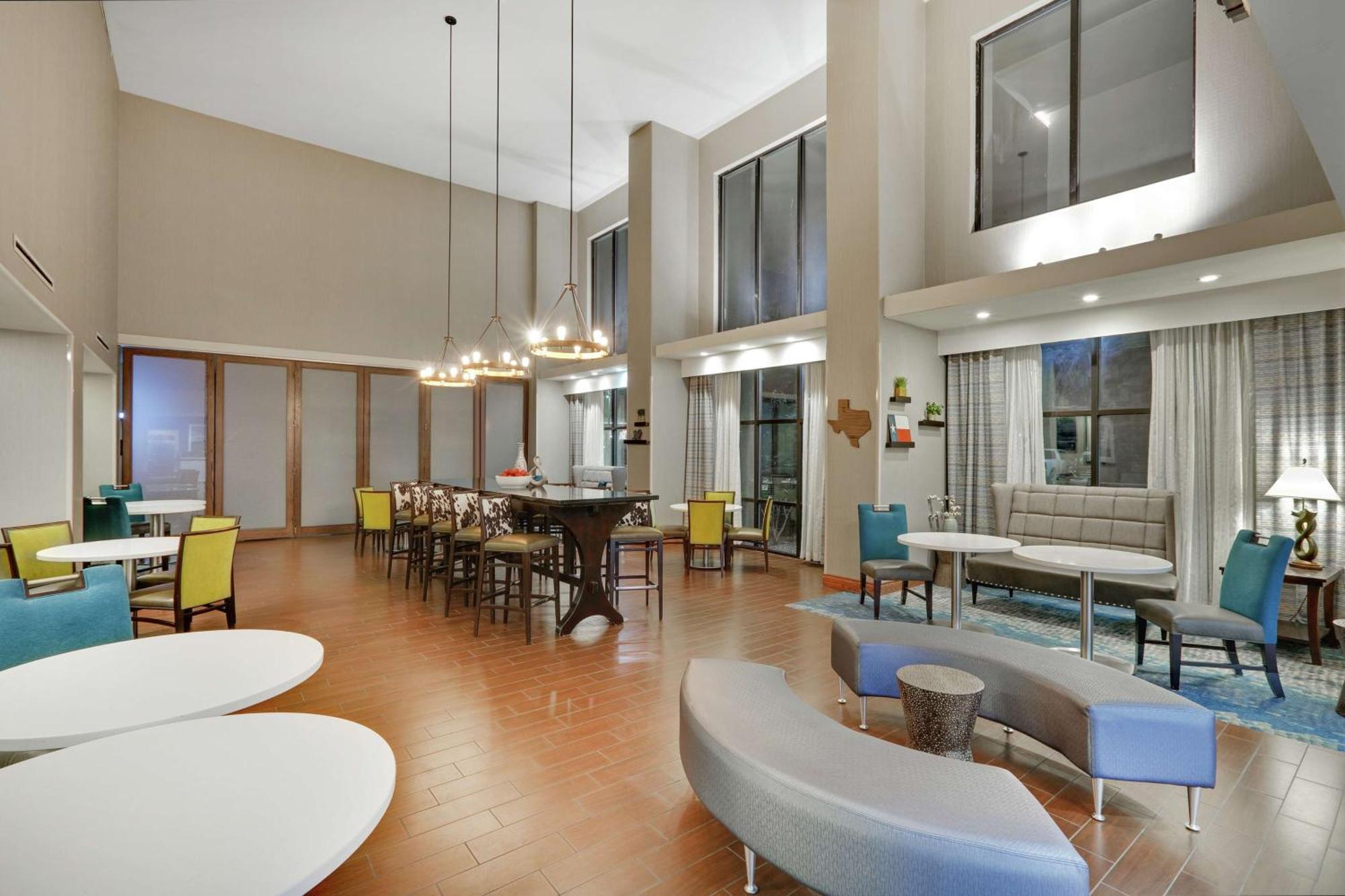 Hampton Inn & Suites Childress Kültér fotó